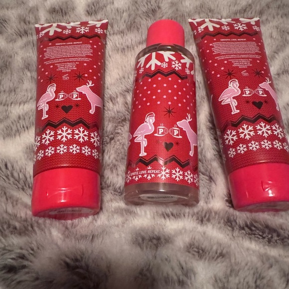 NEW set of THREE Victoria Secret Fragrance HOT FOR COCOA 8 oz Lot - Picture 2 of 2